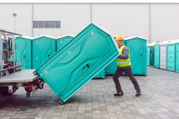 Best Portable Restroom Setup and Delivery  in Kinston, NC